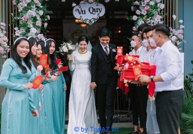 Địa chỉ cho thuê áo dài cưới uy tín tại TP.HCM với chất lượng đảm bảo và dịch vụ chuyên nghiệp