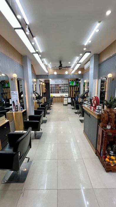 Phong cách làm việc chuyên nghiệp tại Sơn Hair Salon