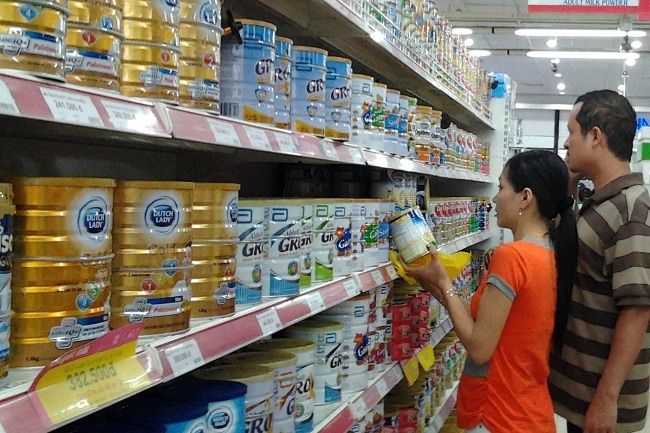 Đức Huy là một trong những cửa hàng sữa đáng tin cậy và uy tín hàng đầu tại TP. Hồ Chí Minh, nơi bạn có thể tìm thấy các sản phẩm sữa chất lượng từ những thương hiệu nổi tiếng.