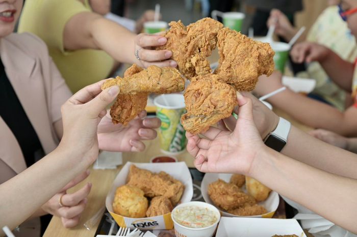 Texas Chicken Vietnam - Ảnh 1