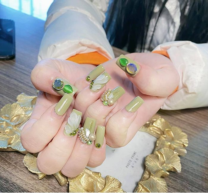 Hình ảnh không gian sang trọng tại T-H Nails