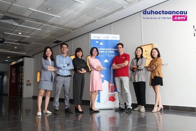 duhoctoancau.com - Chắp cánh ước mơ du học