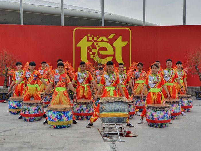 Tuyển tập hình ảnh ấn tượng từ màn trình diễn của Đoàn Nghệ Thuật Lân Sư Rồng Thành Linh Đường