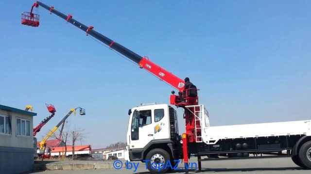 Dù chỉ mới bắt đầu hoạt động từ năm 2014, nhưng Vận tải Phan Thị đã chứng tỏ được sự năng động và uy tín trong ngành dịch vụ vận tải, là đối tác đáng tin cậy mà khách hàng không thể bỏ qua.