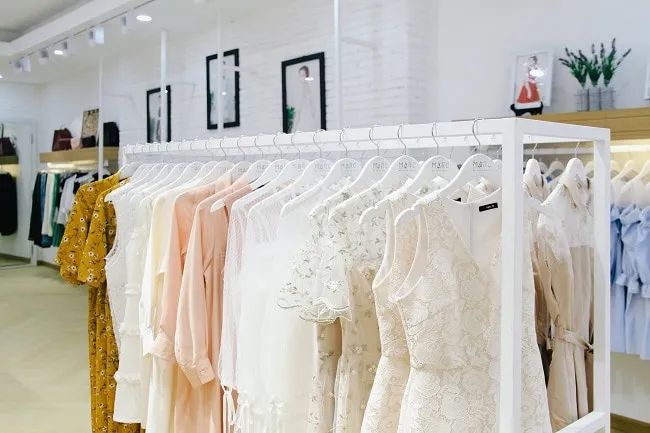 MARC Fashion là một trong những cửa hàng thời trang hàng đầu tại đường Võ Văn Tần, Quận 3, TP Hồ Chí Minh, nổi bật với phong cách thời trang đa dạng và hiện đại.