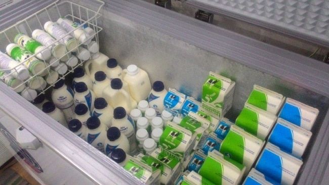 Cửa hàng Sữa bò Long Thành - 166 NƠ TRANG LONG là một trong những địa chỉ uy tín nhất tại TP. Hồ Chí Minh, nổi bật với các sản phẩm sữa tươi nguyên chất và sữa chua được nhập khẩu trực tiếp từ Đồng Nai.