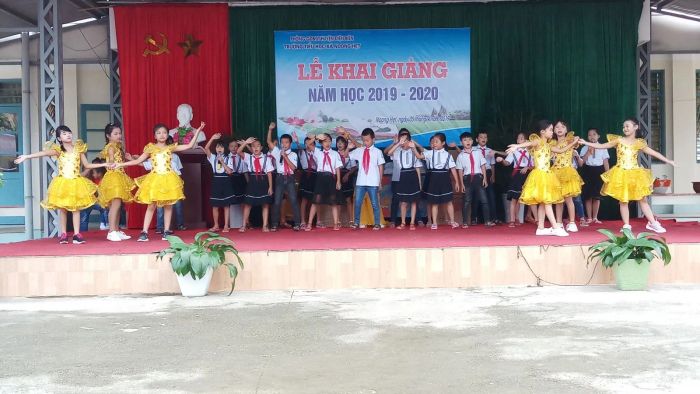 Hình ảnh minh họa số 1 - Khoảnh khắc đáng nhớ ngày tựu trường
