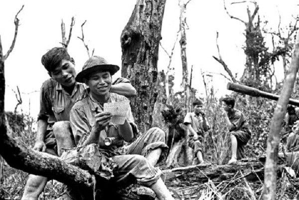 Tác phẩm minh họa số 1 - Bức tranh nghệ thuật đầy cảm xúc