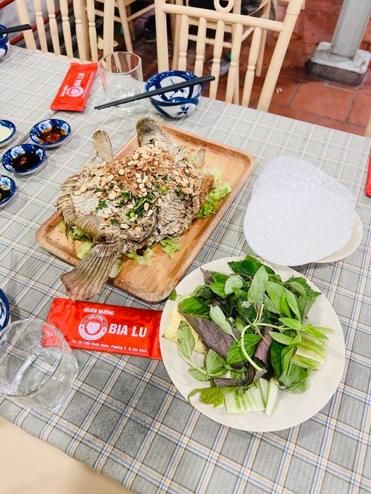 Không gian ấm cúng tại Quán Nướng Bia Lu