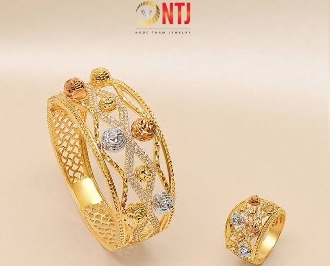 Ngọc Thẫm - Tự hào nằm trong Top 10 cửa hàng vàng bạc đá quý đáng tin cậy nhất TP.HCM