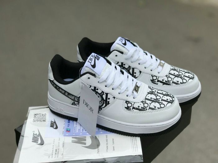 Bộ sưu tập mới nhất tại Him Shoes Quảng Ngãi