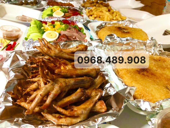 Góc ảnh đầy màu sắc tại Dũng Quán