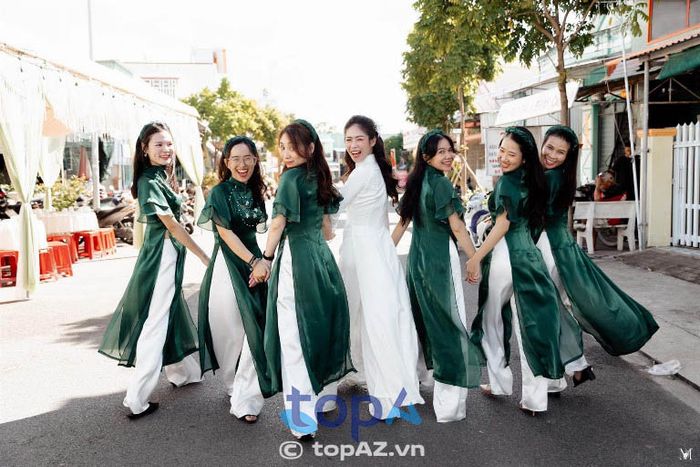 Cửa hàng cho thuê áo dài cưới hỏi đẹp nhất tại TP. Hà Tiên