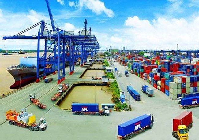 REAL Logistics - Đơn vị cung cấp dịch vụ xuất nhập khẩu hàng đầu tại TP.HCM