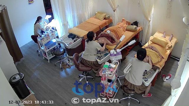 Các spa tại Đồng Tháp đang trở thành lựa chọn hàng đầu cho những ai tìm kiếm sự thư giãn và làm đẹp chuyên nghiệp. Mỗi cơ sở đều mang đến những trải nghiệm đẳng cấp, từ chăm sóc sắc đẹp đến các liệu pháp thư giãn tuyệt vời, đáp ứng đầy đủ nhu cầu của khách hàng.