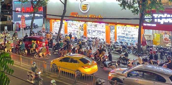 Cửa Hàng Giày Street Style Tại Gò Vấp