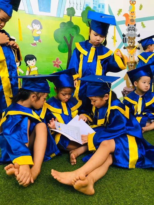 Hoạt động vui chơi ngoài trời tại Mầm non Tuổi Thần Tiên