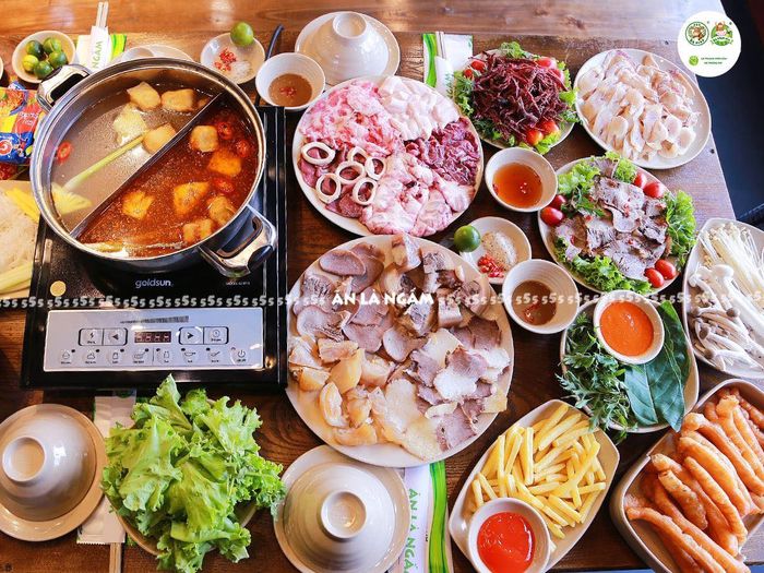 Set lẩu bò nhúng dấm thượng hạng tại Bò Ngon 555 - Ảnh 2