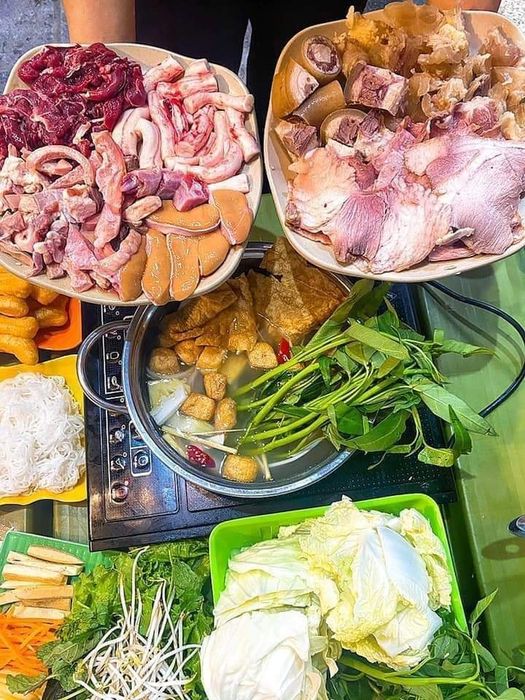 Nồi lẩu bò nhúng dấm thơm ngon tại 377 Trần Khát Chân - Ảnh 1