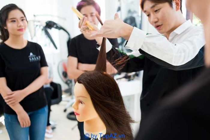 đào tạo nghề tóc chuyên nghiệp tại TP.HCM