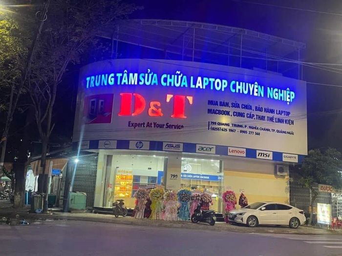Hình ảnh xưởng sửa chữa chuyên nghiệp tại Laptop Quảng Ngãi D&T
