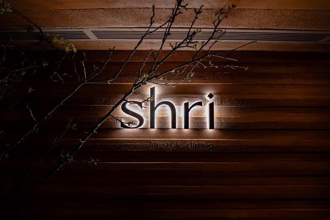 Shri Lifestyle Dining - Thiên đường ẩm thực trên cao