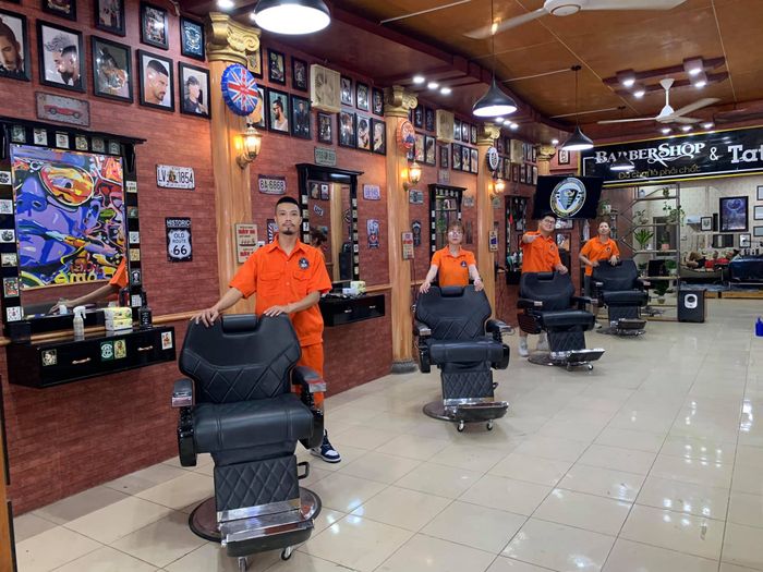 Hà Râu BarberShop - Góc nhìn nghệ thuật thứ ba về sự hoàn hảo của từng đường cắt