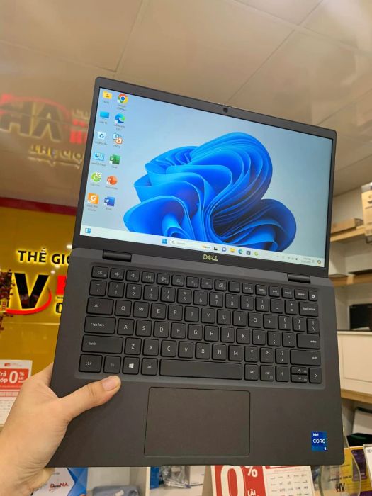 Hình ảnh đội ngũ kỹ thuật viên chuyên nghiệp tại Hoàng Vũ Computer
