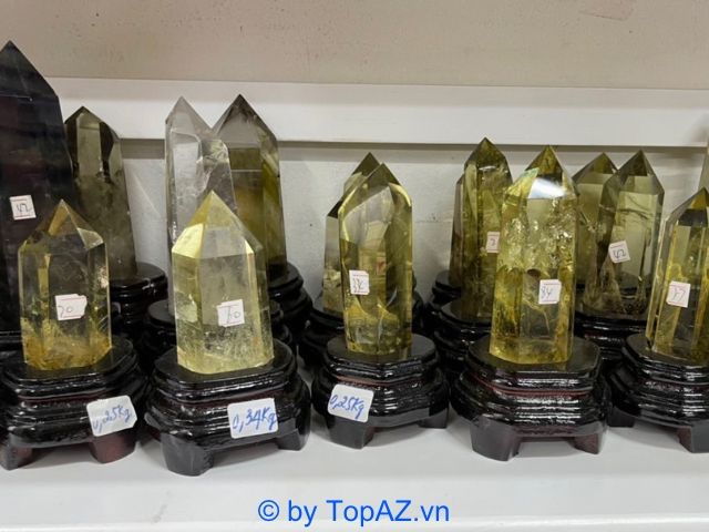 Với nhiều năm hoạt động trong ngành, Phong Thủy Rồng Xanh đã khẳng định vị thế là đơn vị uy tín hàng đầu chuyên cung cấp các sản phẩm đá phong thủy chất lượng.