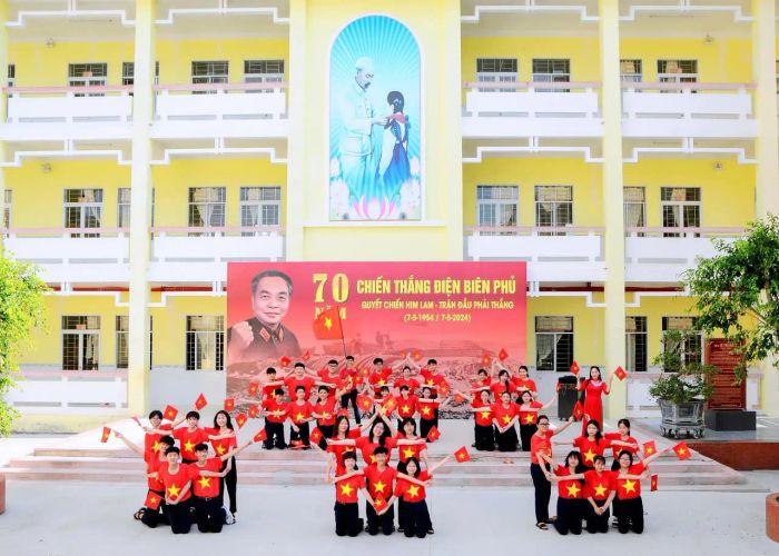 Hình ảnh Trường THCS Lê Thị Cẩm Lệ - Ngôi trường đổi mới giáo dục