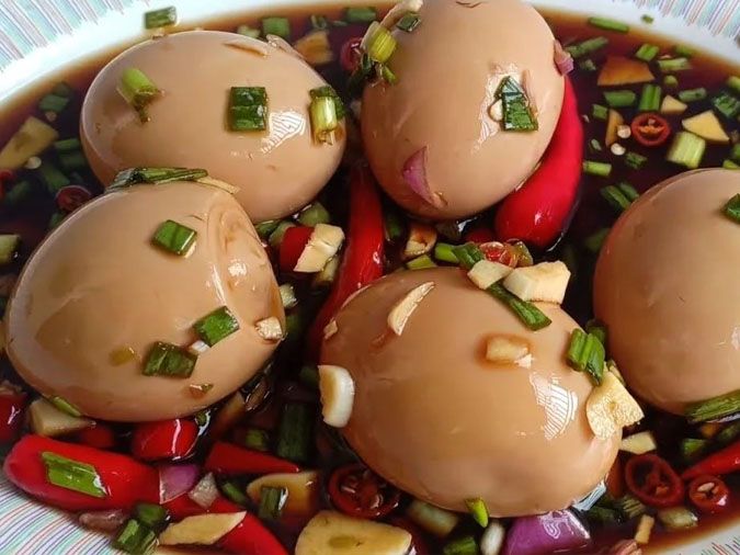 Trứng ngâm nước tương - Hình 1