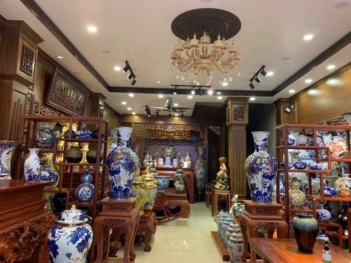 Không gian trưng bày ấn tượng tại Đồ Thờ Tâm Linh Việt