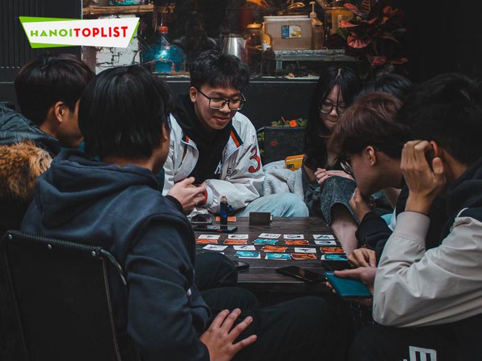 nona-cafe-boardgame-Tripi