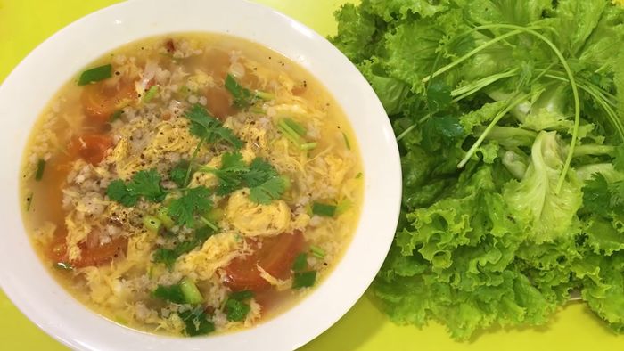 Canh cà chua trứng thịt bằm - Hình 2