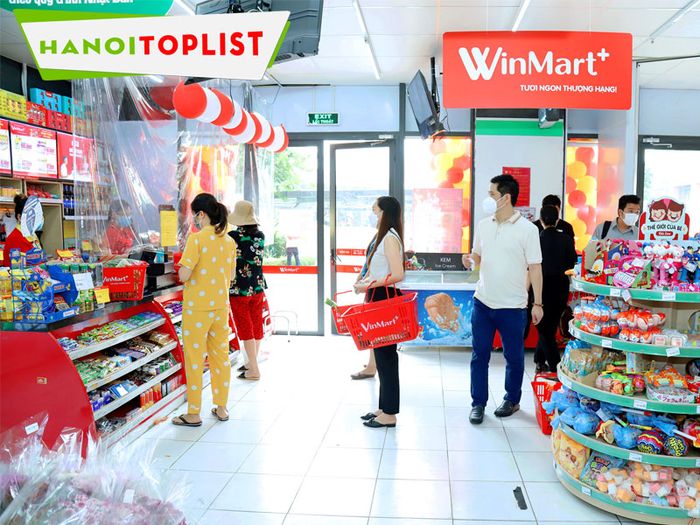winmart-va-cua-hang-tien-loi-winmart-Mytour - Thiên đường mua sắm tiện lợi