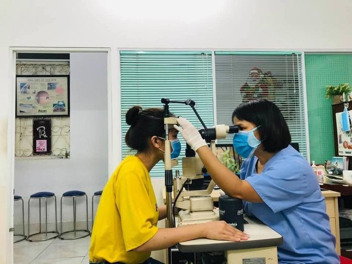 Hình ảnh Phòng Khám Mắt Bác Sĩ Tịnh Anh - Không gian khám chữa bệnh hiện đại