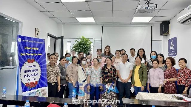 Hồng Chuyên - Địa chỉ luyện thi uy tín hàng đầu
