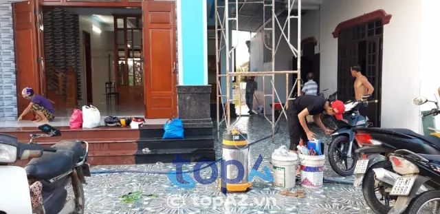 Dịch vụ vệ sinh công nghiệp tại Huế chuyên nghiệp và chất lượng cao.