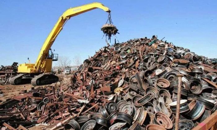 Hình ảnh quy trình xử lý phế liệu chuyên nghiệp tại Toàn Phát