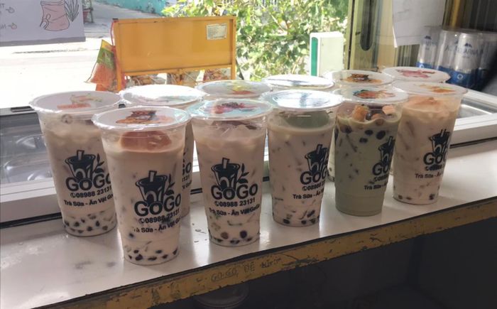 Ảnh chân thực về các món trà sữa và ăn vặt tại GoGo Trà Vinh