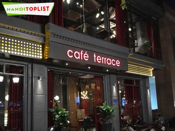 terrace-cafe-quan-cafe-lam-viec-o-ha-noi-dep-Tripi