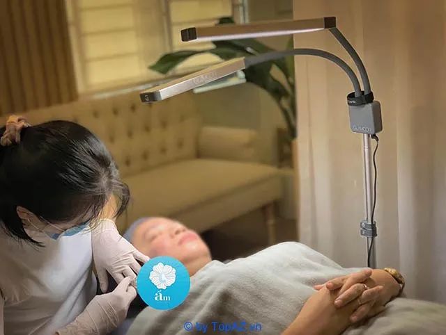nặn mụn sạch nhẹ nhàng không đau