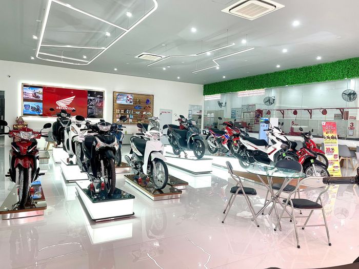 HEAD Thanh Nhã - Không gian mua sắm hiện đại, tiện nghi