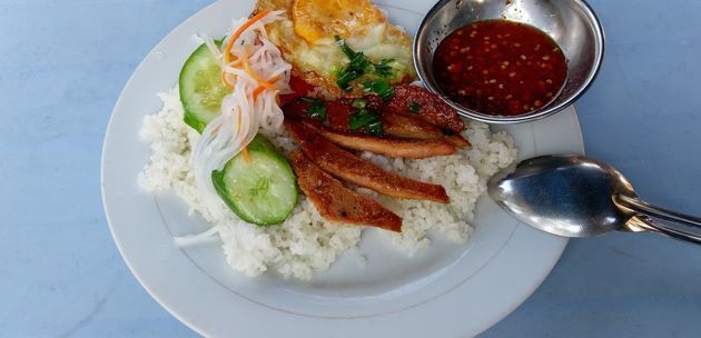 Cơm Tấm Tân Phú giá rẻ, chất lượng