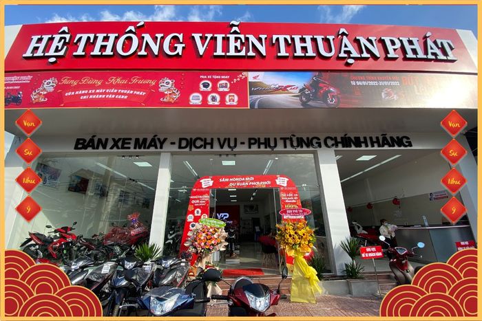 Đội ngũ kỹ thuật viên chuyên nghiệp tại Honda Viễn Thuận Phát