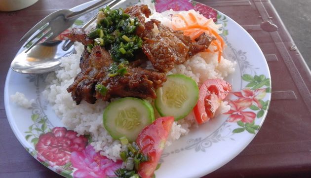 Cơm Tấm Tân Phú: Món ăn chất lượng với mức giá phải chăng