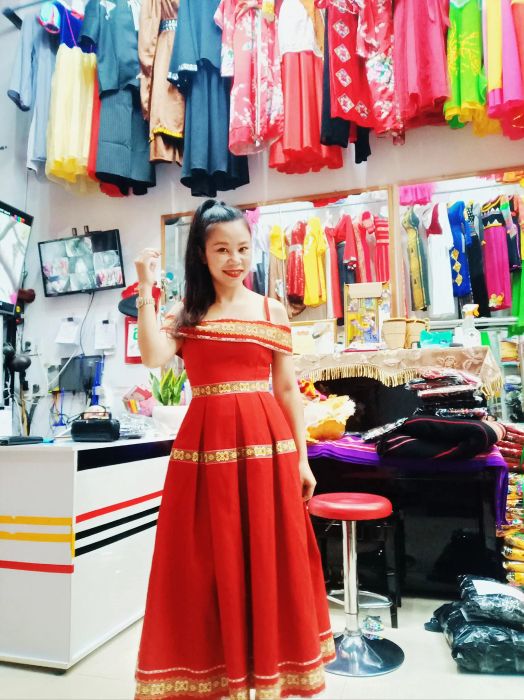 Những thiết kế độc đáo làm nên thương hiệu Võ Nguyễn Xuân Hằng - Ảnh 2