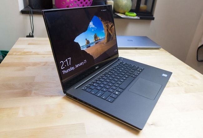 Big Laptop là một trong những địa chỉ hàng đầu tại TP.HCM chuyên cung cấp laptop cũ uy tín và chất lượng.