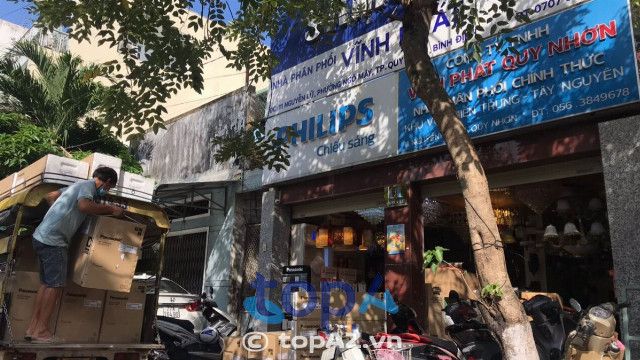 Với uy tín và chất lượng vượt trội, cửa hàng Vĩnh Phát Quy Nhơn đã trở thành điểm đến tin cậy cho những ai tìm kiếm những sản phẩm đèn trang trí đẹp mắt và chất lượng cao.
