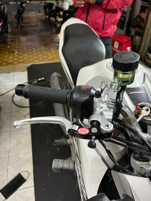 Không gian trưng bày phụ kiện Racing Boy tại Hùng Phát Shop - Ảnh 1